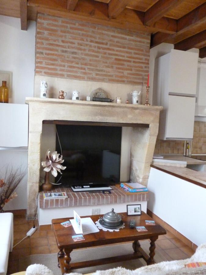 Holiday home Les Sureaux Le 3 Etoiles Par Cdt24 Le Pizou